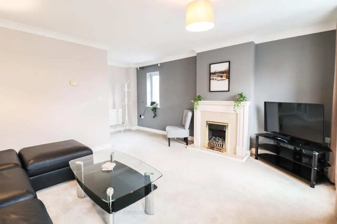 Holiday home Family-Friendly 4 Bedroom House With Private Driveway Hillingdon